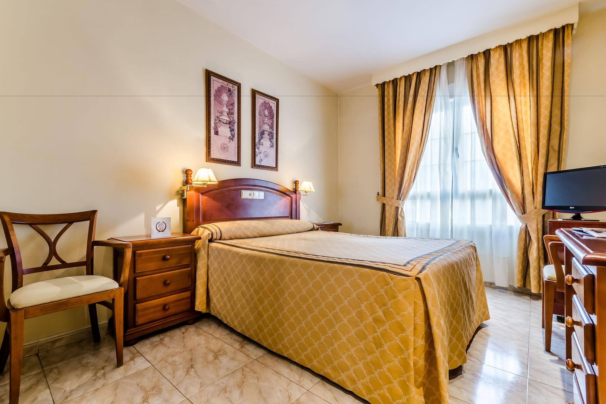 Roma Aurea Otel Talavera de la Reina Dış mekan fotoğraf