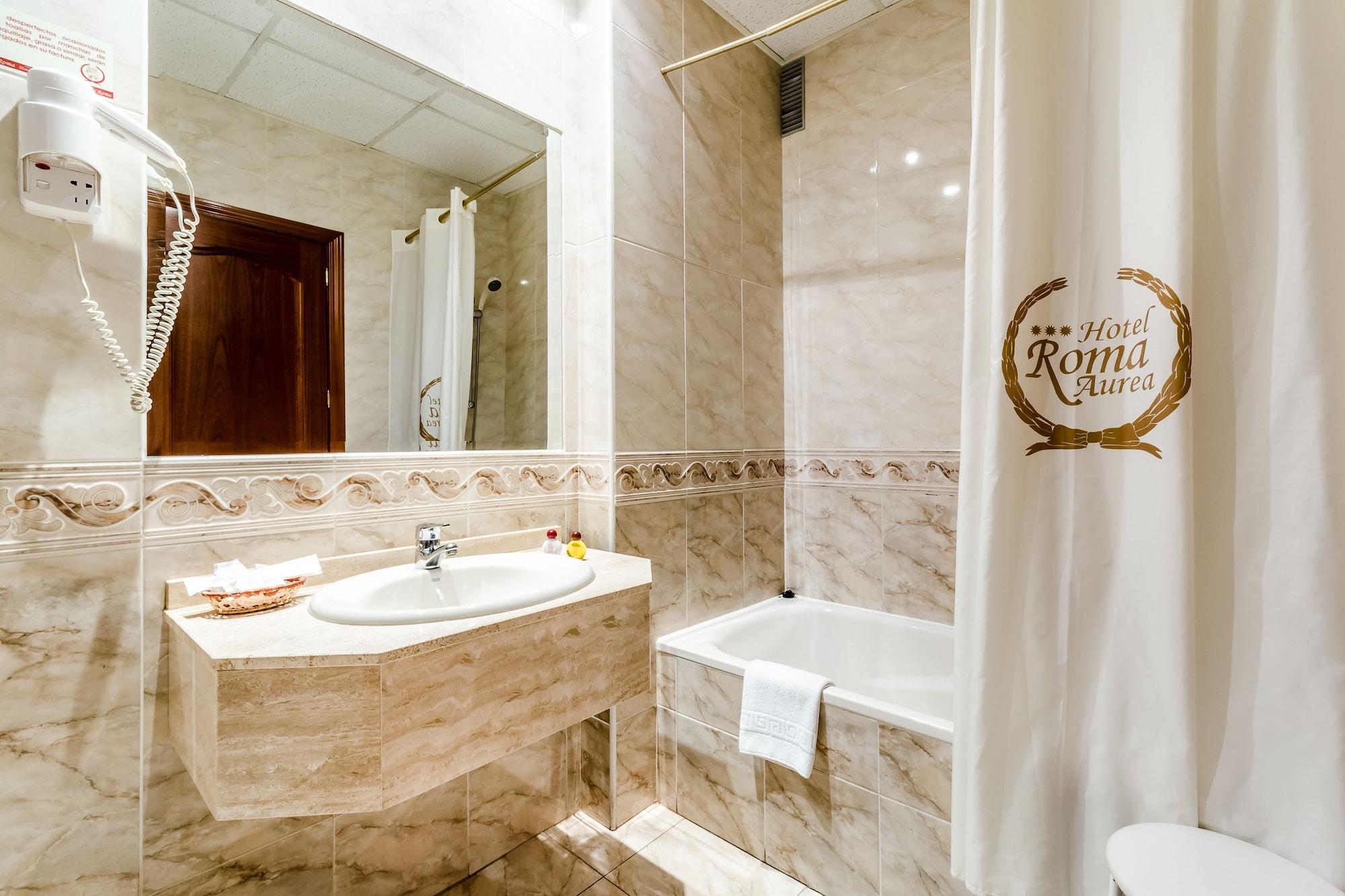 Roma Aurea Otel Talavera de la Reina Dış mekan fotoğraf