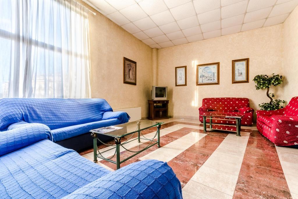 Roma Aurea Otel Talavera de la Reina Dış mekan fotoğraf