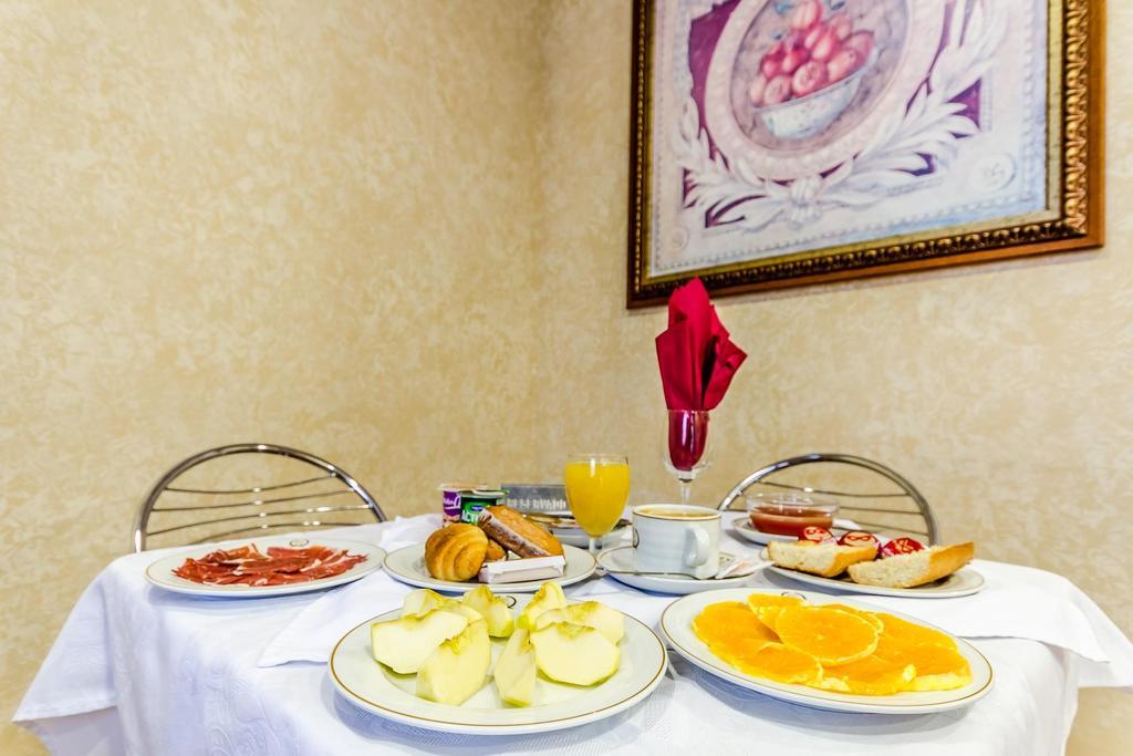 Roma Aurea Otel Talavera de la Reina Dış mekan fotoğraf